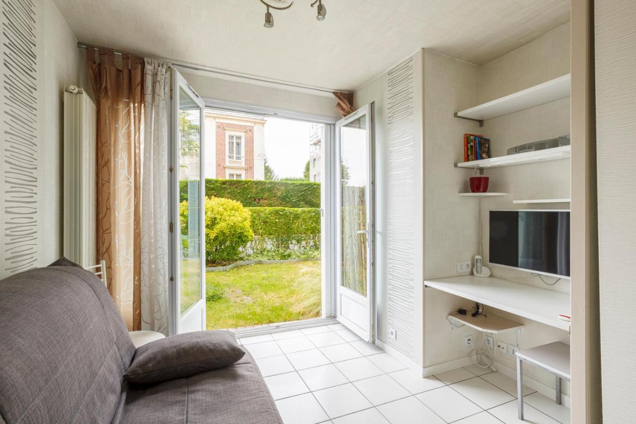 Superbe appartement au cœur de Versailles Extérieur photo